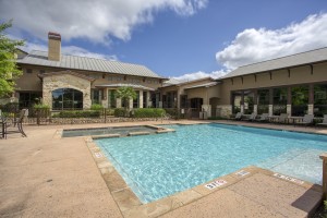 Three Bedroom Apartments for Rent in San Antonio, TX - Pool (2)